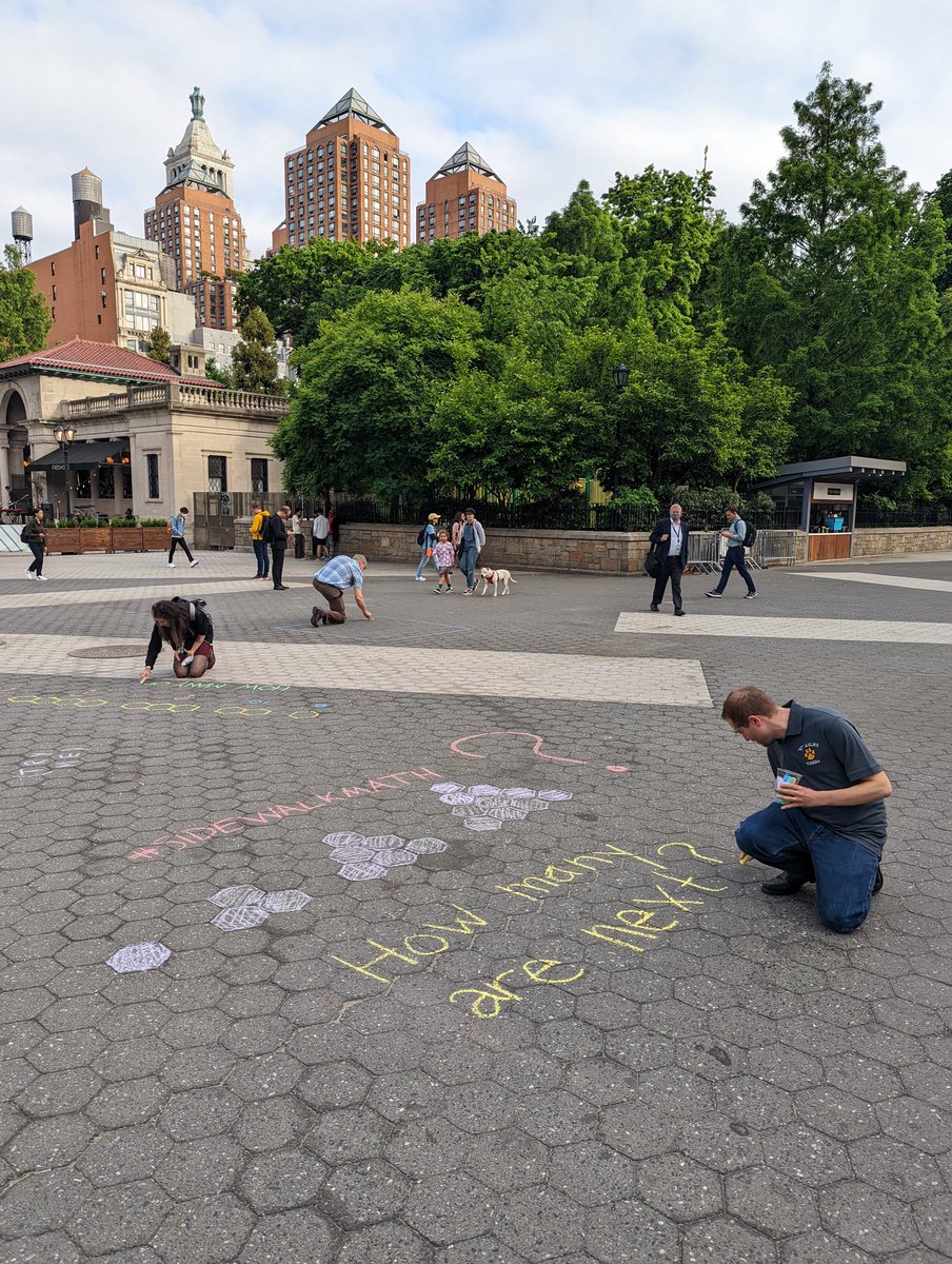 RichardsonMath's tweet image. Had a blast learning about #sidewalkmath with @_b_p. at MfA this evening.   

I&apos;m leaving inspired to bring this type of mathematics to my students and school community.