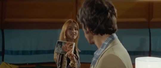 BooksInFilms1's tweet photo. I Classici della Magia Nera by Peter Haining (ed.). Non si Sevizia un Paperino (Lucio Fulci, 1972) #BooksInFilms #BooksInMovies #PeterHaining #LucioFulci. Thanks @cine_magique. Explore more real books in films in https://t.co/fV7vrFpenB https://t.co/xDyjyMyyVp