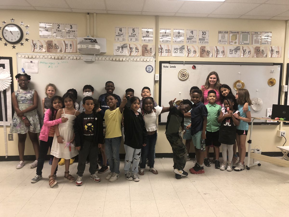 Saying goodbye to this amazing group of sweet kiddos was SO hard- but happy summer!!! 💕