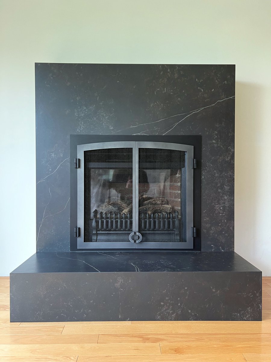 CocoTile's tweet image. Dekton Kelya Fireplace Hearth &amp;amp; Surround #cocotile