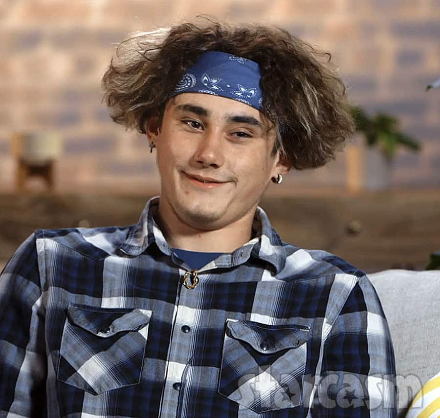 my600lbfiance's tweet photo. Tell me that kid from unexpected doesnโt look like he has that old snap grinch filter on #unexpected #tlc https://t.co/3L4sDSemvc