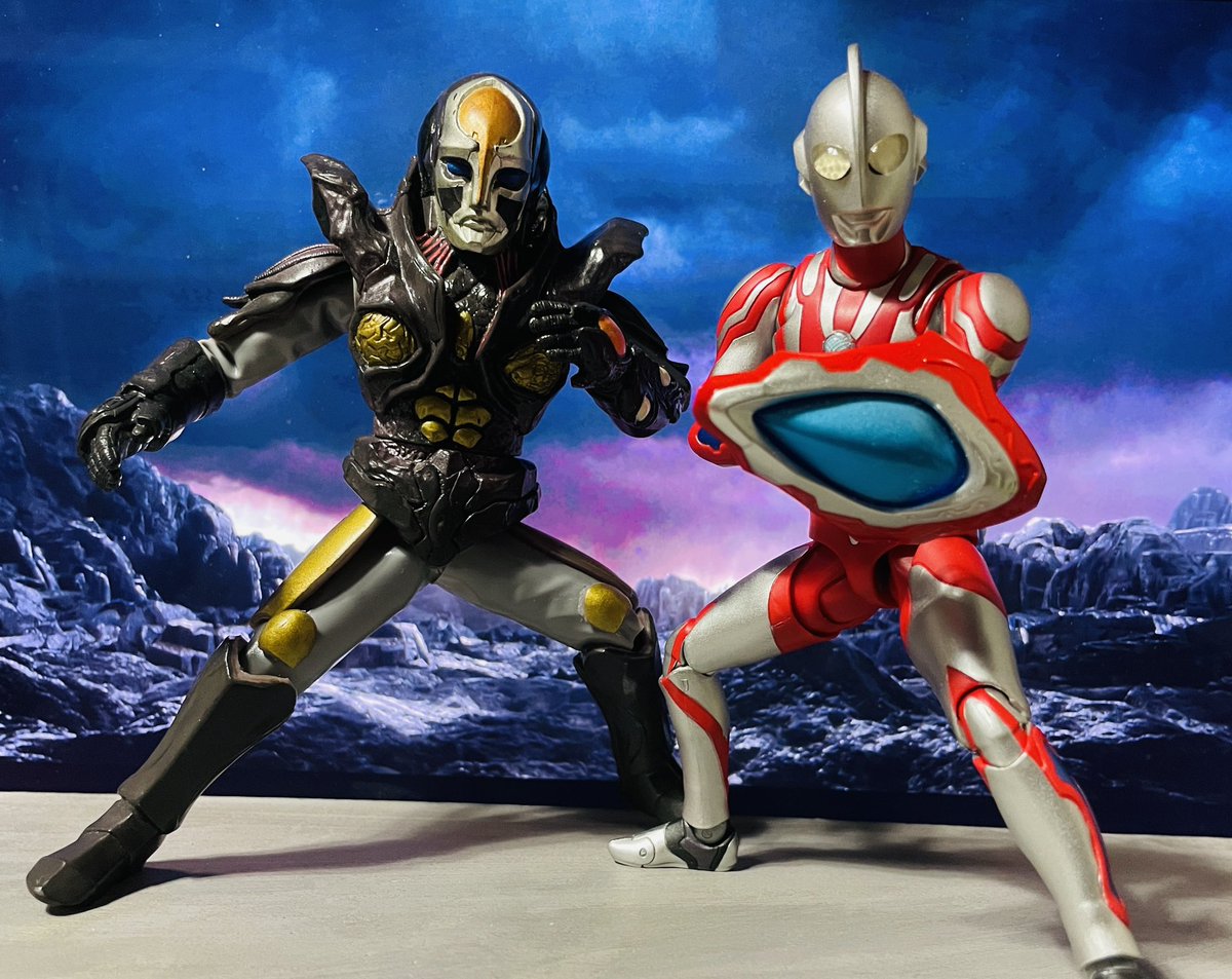 z69 ウルトラマンタロウ フィギュア キーホルダー ボール