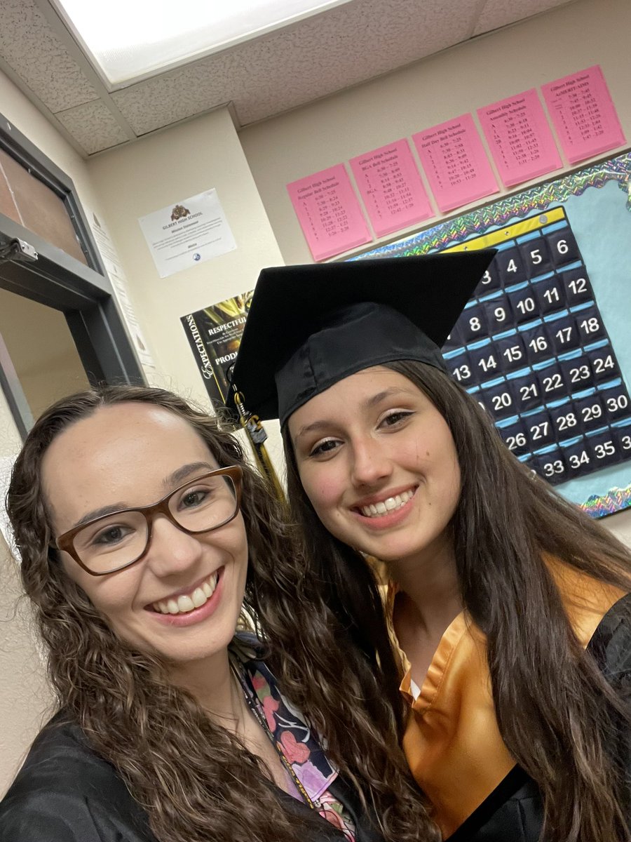 It’s graduation night! Congrats to all of our esports seniors that are graduating. Way to go tigers! Shout out to <a href="/allyosmnm/">Allyson</a> our graduating LoL captain!