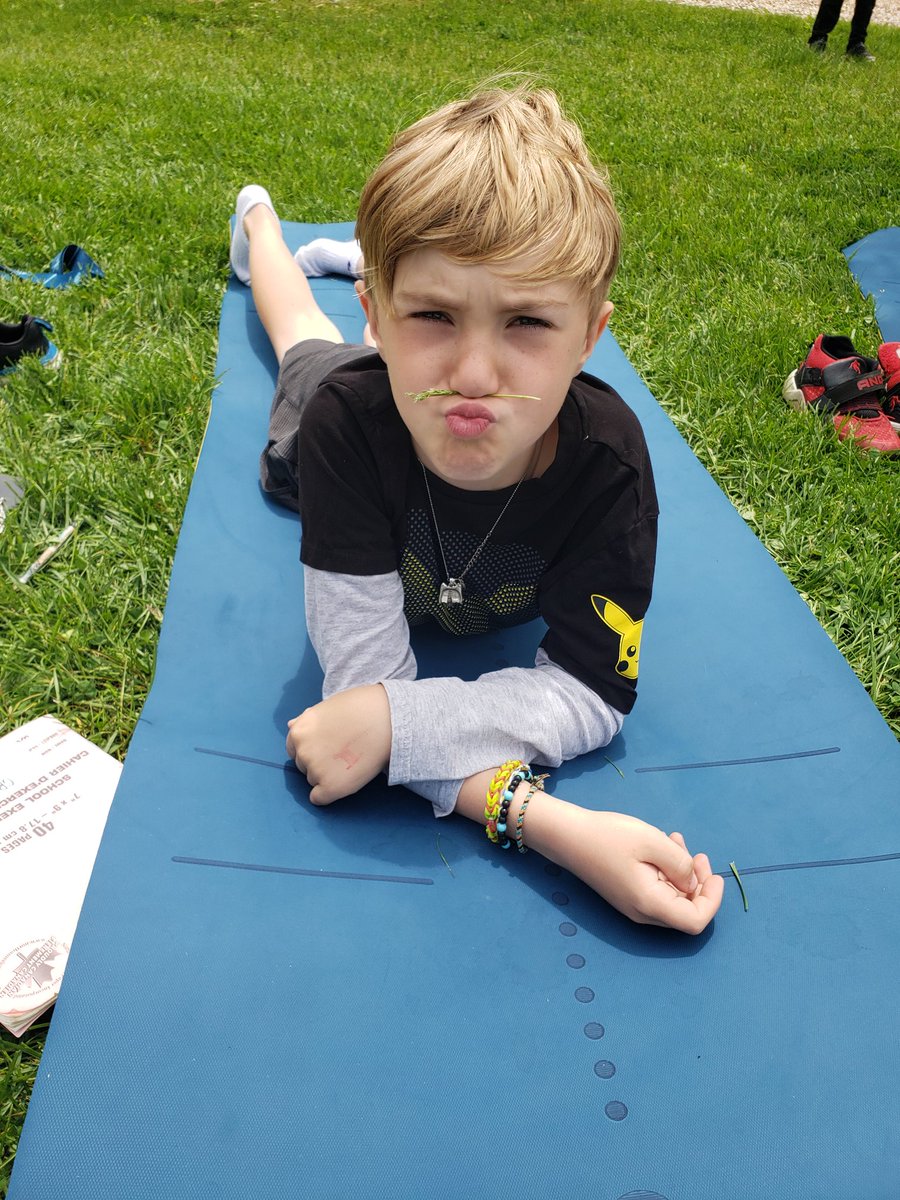MrsLHill2's tweet photo. A little fun in the sun during our mindful movement this week ☀️
@JohnTTuckPS @HaltonLearnFDN @HDSB_smhwb @HaltonLearnFDN #gradethreeJTT https://t.co/1QsZmttFvr
