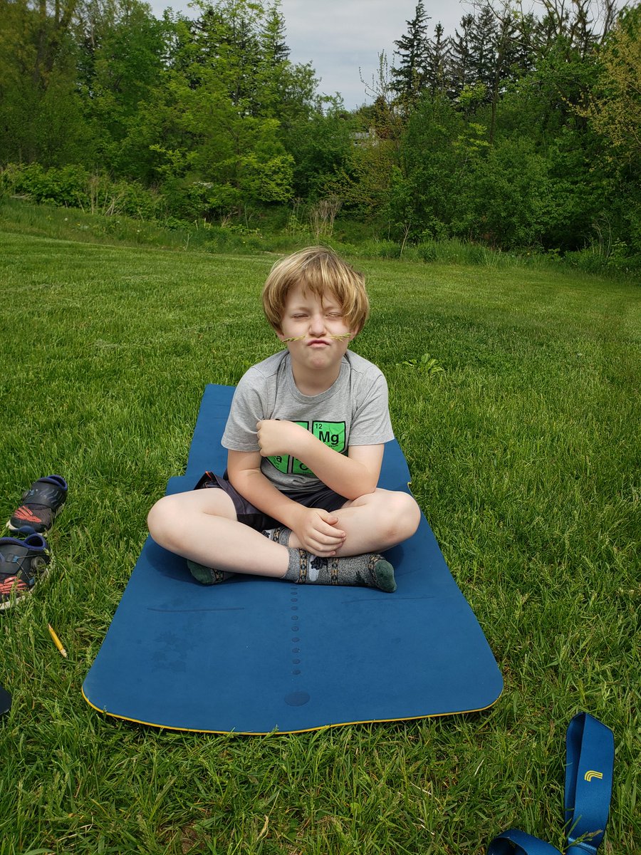 MrsLHill2's tweet photo. A little fun in the sun during our mindful movement this week ☀️
@JohnTTuckPS @HaltonLearnFDN @HDSB_smhwb @HaltonLearnFDN #gradethreeJTT https://t.co/1QsZmttFvr