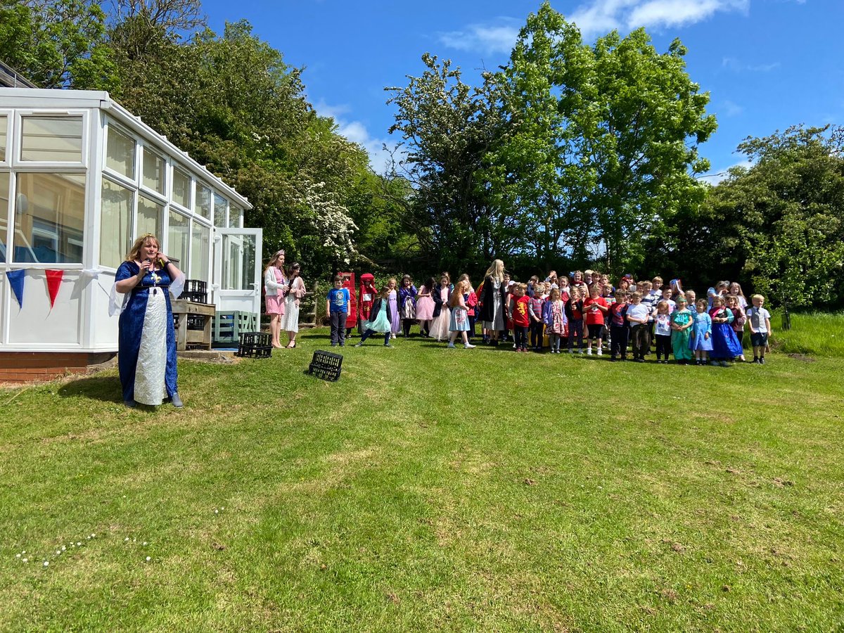 Acomb First School tweet media