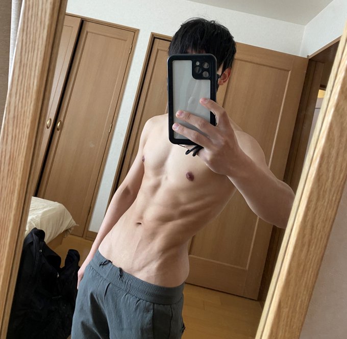 Hello everyone!
I will active on FanCentro.
Nice to meet you! https://t.co/EzpdsUrVZ4