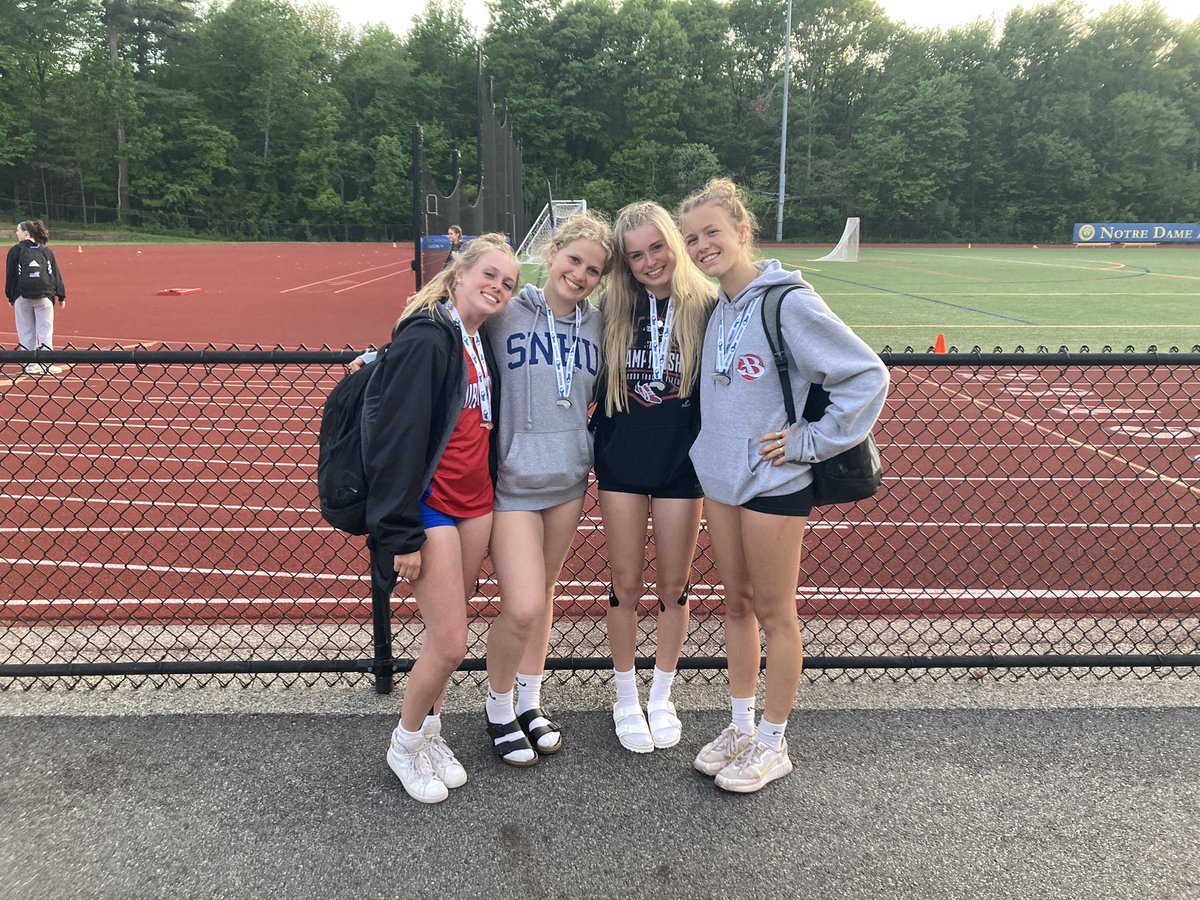 BHS_GirlsTF_XC's tweet photo. Living our best life at States https://t.co/7diTiw6QaI