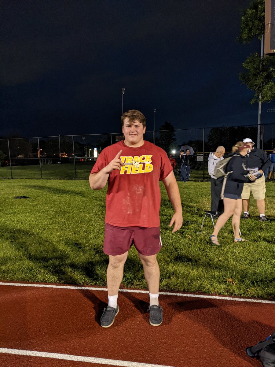 STATE BOUND - REGIONAL CHAMP!!

Congrats to Titan thrower Sloan Cox! 
He is your Regional Champ in the Shot Put with a 1st Place finish &amp; new Regional Record with a throw of 58’9”!
Awesome job Sloan!!

#titanpride