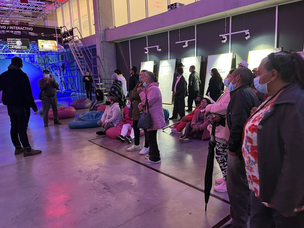 CinematecaBta's tweet photo. Hoy se realizó la última visita guiada en la #MediaExp. Recuerda que esta exposición finalizará el próximo domingo 29 de mayo. Si aún no la conoces, tienes todo el puente festivo para visitarnos. https://t.co/31DmQ9R4jy