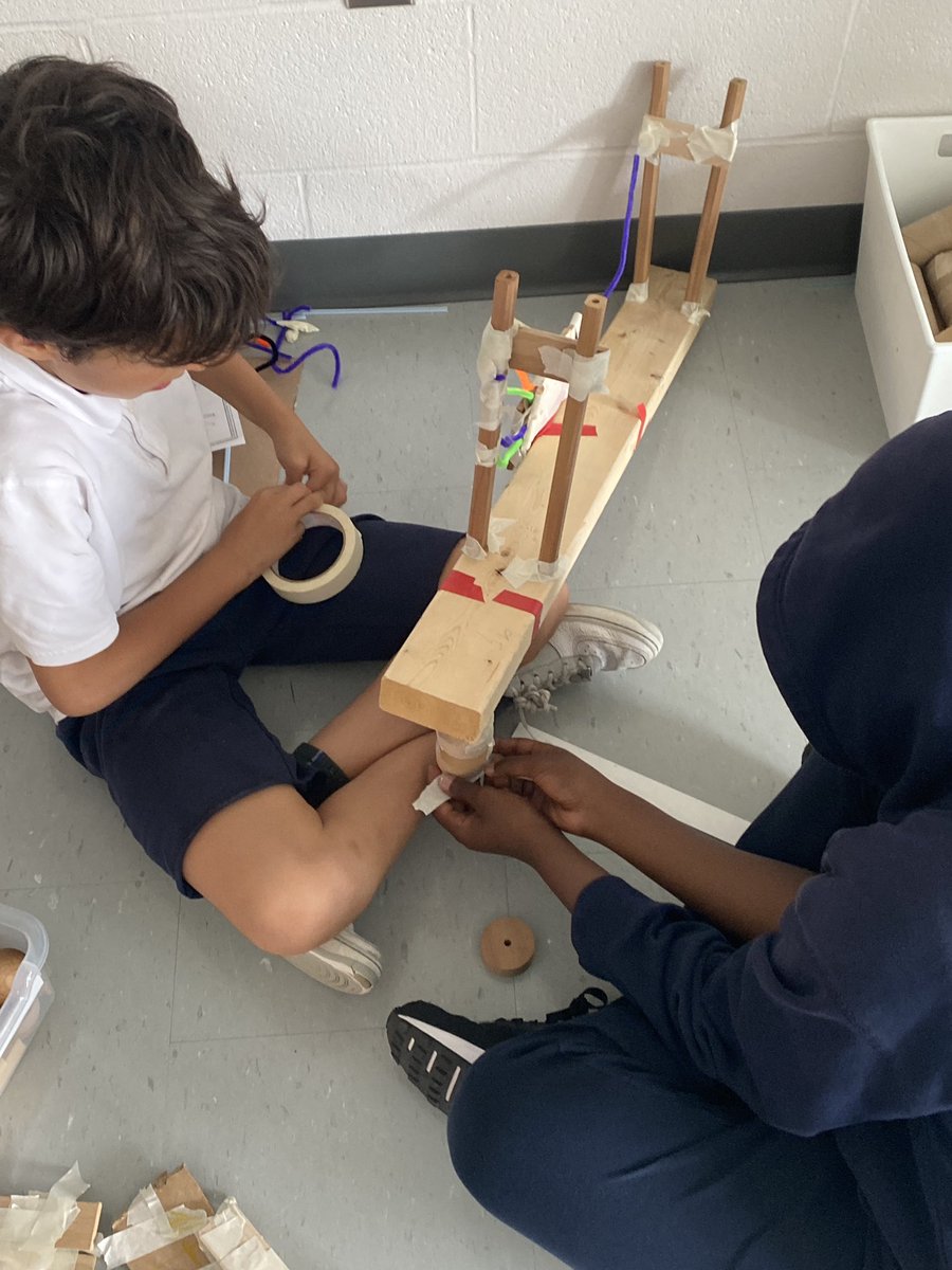 coliveira_02's tweet photo. Building bridges for @Sphero continues in the MakerSpace @BishopMacTCDSB Conditions: elevated at least 6”, no higher than 36” off the ground, barriers are a must, x marks the start! Asking, imagining, planning, creating, improving… https://t.co/2CM0KtETXd