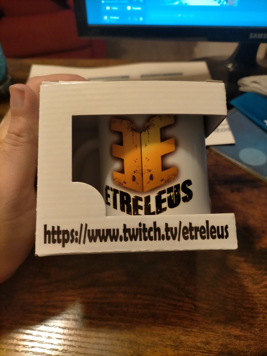 Etreleus's tweet photo. Muy buenos días a todos. Que tal estáis? Ya es viernes vamos a coger fuerzas que ya estamos a las puertas del fin de semana. Recordar que mañana hay doble sorteo en el canal. Nos vemos a las 16:00 https://t.co/YVn8D6uBdO