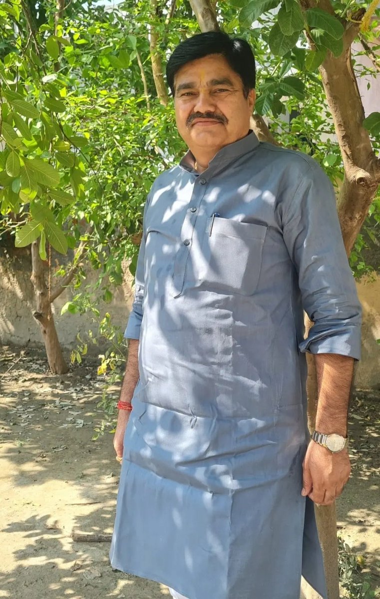 ModiIloveyou123's tweet photo. https://t.co/bXuQVC4pPy