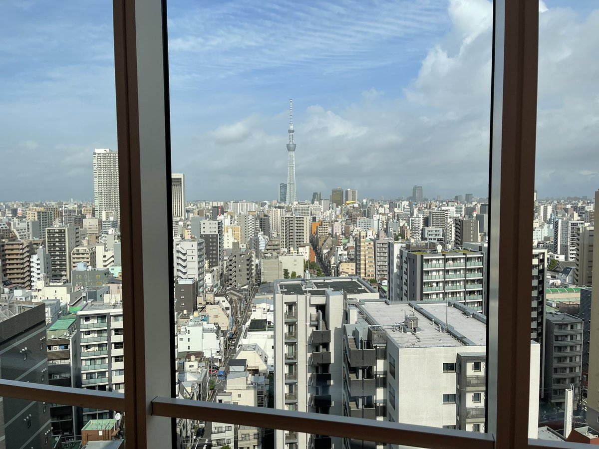 TeruhikoKomori's tweet photo. 上野学園高校で、全国音楽高等学校協議会の理事会。
秋の、我が校での全国大会のプレゼンテーションをします。
気合い入れていきます!
#tcmhs https://t.co/NtNXayGijo
