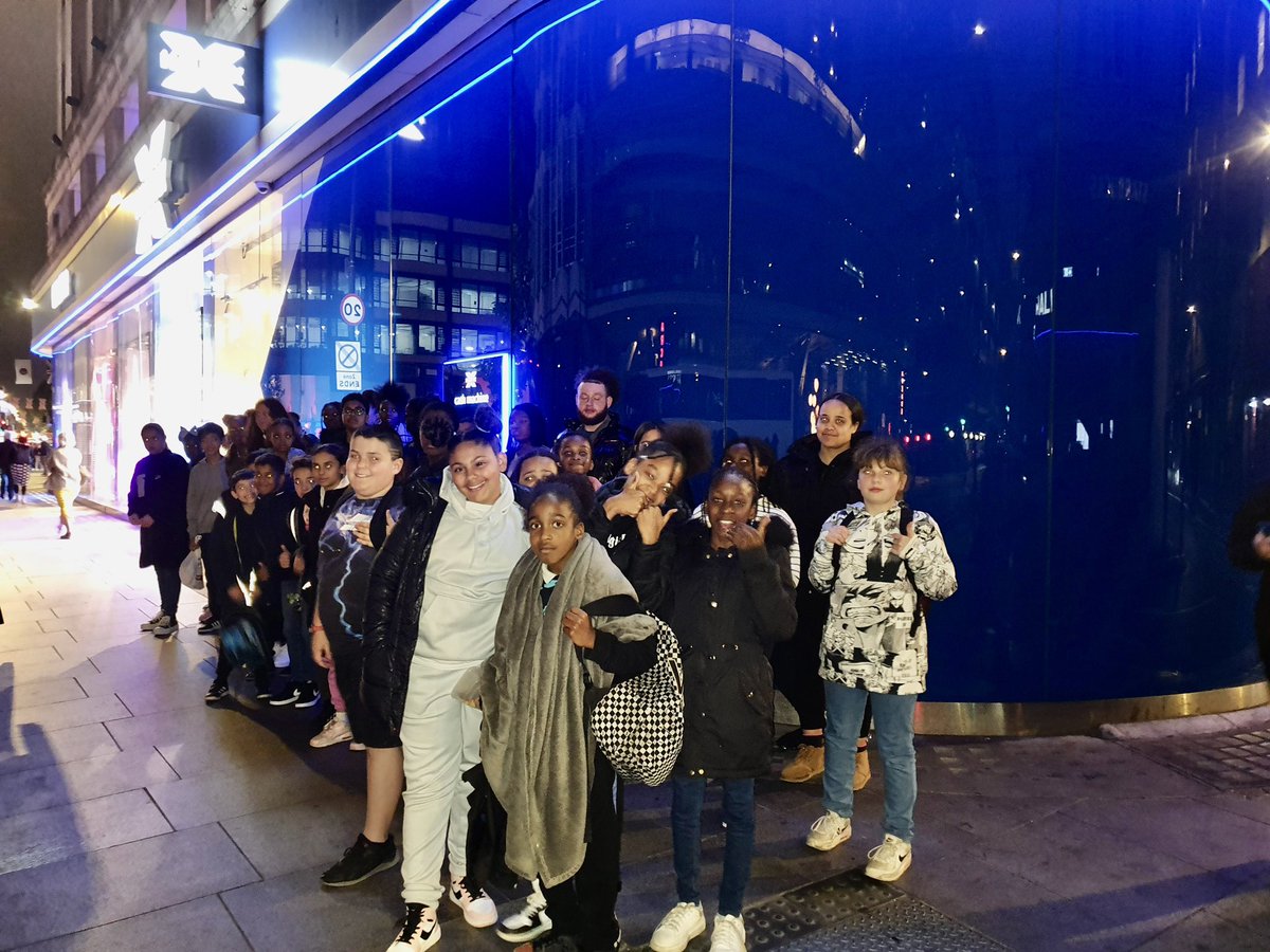 WHYCNunhead's tweet photo. #brilliant performance of @greasemusical @DominionTheatre last night! Especially @MrPeterAndre! #thaks @JPFoundation #GreaseIsTheWord #youthwork https://t.co/hQ0pWIXwCL
