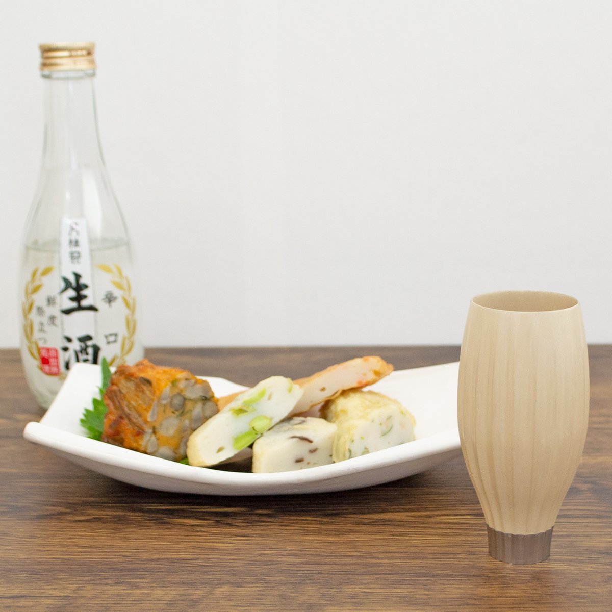 U_enArt_Inc's tweet photo. 今週もお疲れ様です😊
今日は天ぷらに辛口の日本酒を合わせて😋🍶
Have a nice weekend!!!
【今回の漆器】nihof ivory-stripe
#天ぷら #揚げかまぼこ #揚げ天 #漆器 #漆器のある暮らし #家飲み #宅飲み #nihof #日本酒 #sake #sakecup #urushi #japaneselacquer #uenart #ユーエンアート株式会社 https://t.co/spwMCIdSky