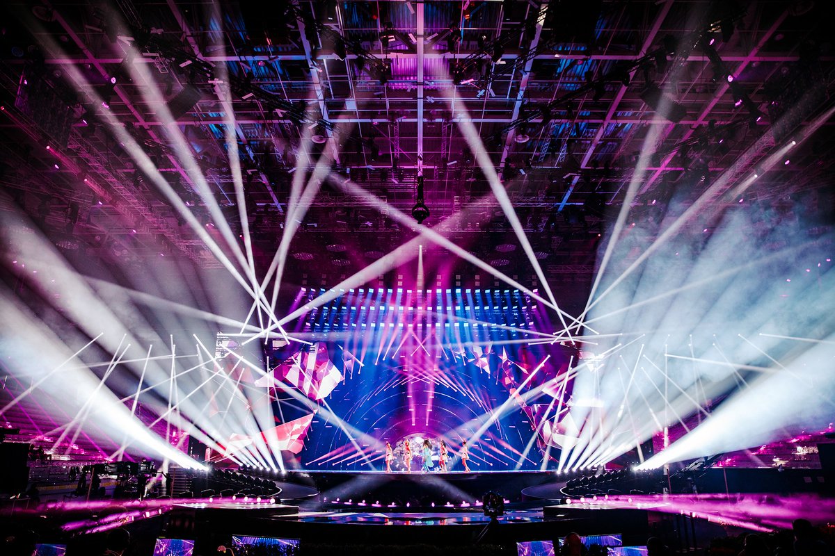 AudiosalesIt's tweet image. ✨Oltre 400 fixture #Claypaky all&apos;@Eurovision Song Contest 2022 🇮🇹
#SharpyXFrame #Xtylos #MiniXtylos #ArollaProfileHP #StormyCC #SharpyWash
🗞️ Leggi la news sul nostro sito: bit.ly/3lJZMx9

@ClayPakyNews #Eurovision #esc2022