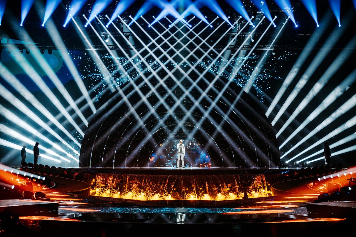AudiosalesIt's tweet image. ✨Oltre 400 fixture #Claypaky all&apos;@Eurovision Song Contest 2022 🇮🇹
#SharpyXFrame #Xtylos #MiniXtylos #ArollaProfileHP #StormyCC #SharpyWash
🗞️ Leggi la news sul nostro sito: bit.ly/3lJZMx9

@ClayPakyNews #Eurovision #esc2022