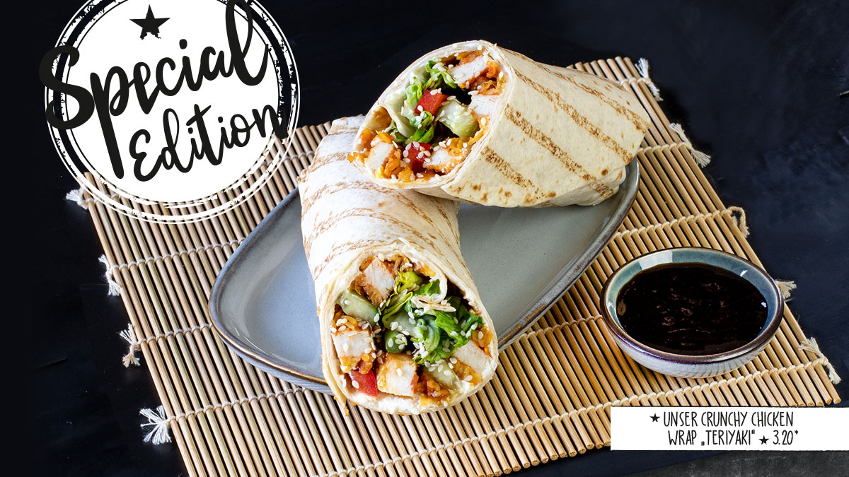 Backfactory's tweet photo. It´s Special Edition Time again ⏰
Der Crunchy Chicken Wrap „Teriyaki“ entführt uns in die asiatische Geschmackswelt. Zusammen mit zarter Hähnchenbrust, würziger Teriyaki-Sauce, Lauchzwiebeln und Sesam genießt ihr so die exotische Geschmacksrichtung Asiens.
Yummy! https://t.co/GHGND0LwoG