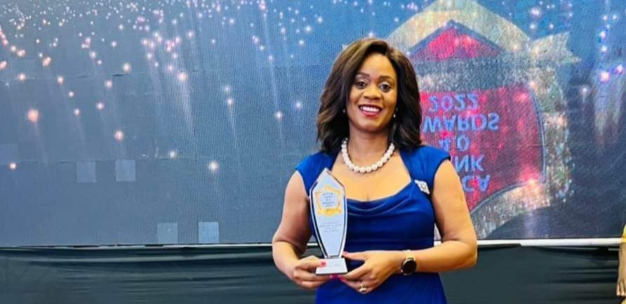 Mwebantu's tweet photo. Mizinga Melu recognized as Most Influential African Women Banker of the Year - https://t.co/5sIoZrOji4 https://t.co/odEbIuuHAI