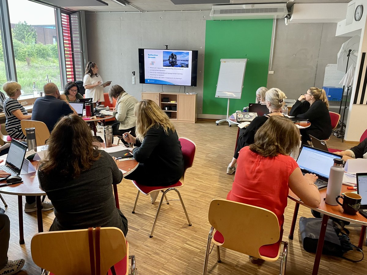 KerynDowling's tweet photo. IBPYP #conceptbasedlearning workshop @ISLuxembourg today. #isluxlowerschool #pyp #isllearns https://t.co/3RIRnuFAuy
