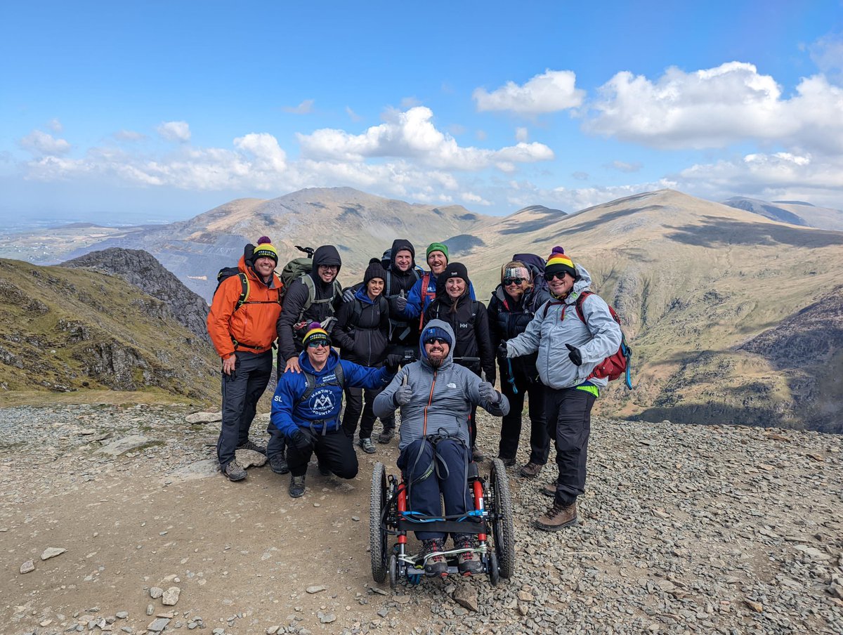 Tune into <a href="/BBCBreakfast/">BBC Breakfast</a> NOW to catch <a href="/MartinHibbert/">Martin Hibbert</a> and the <a href="/SIA_Mountain/">Martin's Mountain</a> team saying their final goodbye before they take on Kilimanjaro! 

You can donate at: martins-mountain.justgiving-sites.com