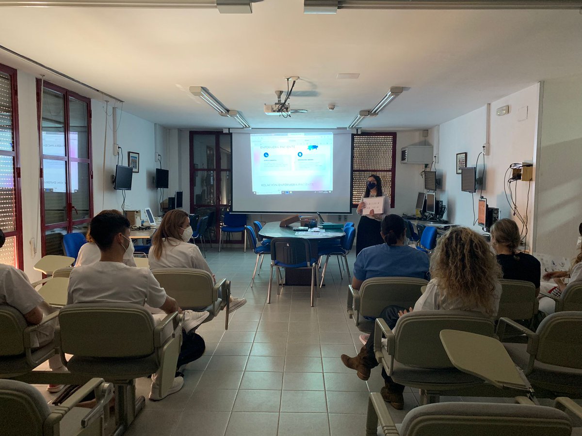 ondaceromelilla's tweet photo. .@asoc_teama continúa con sus jornadas de formación a profesionales del @Ingesa_Melilla. En esta ocasión, en el centro de salud de Alfonso XIII. @FormacionTeama  https://t.co/b1xnLIFmtu https://t.co/moy6b2KVXS