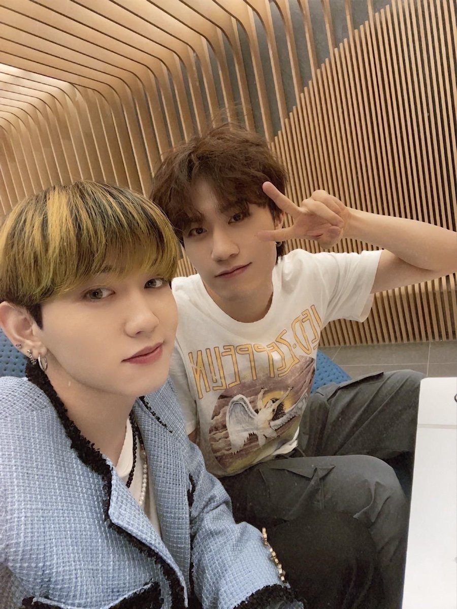 AY0314DI's tweet photo. ㅡ i'll wait for you two <33
[ #마시호 #방에담 @treasuremembers ] https://t.co/g0KxFJ6wYw