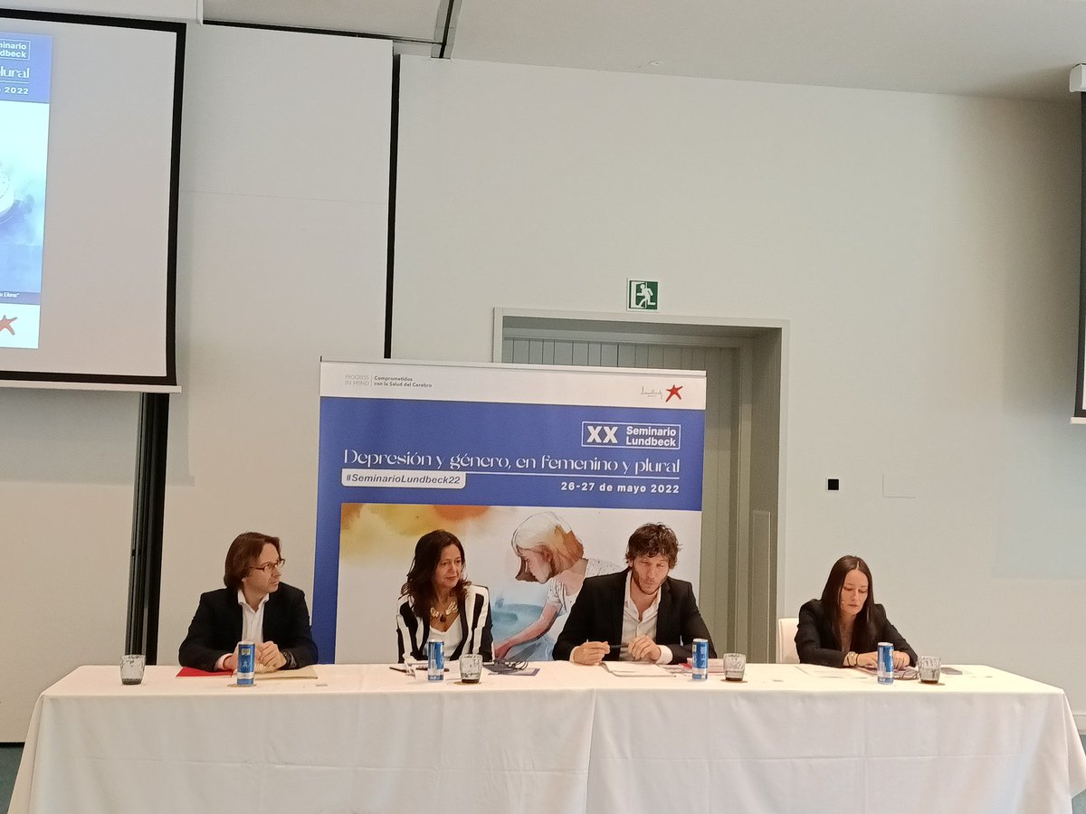 nekanelauzirika's tweet photo. Ya estoy en XX Seminario Lundbeck "#Depresión y #género, en femenino y plural" dispuesta a aprender #journsist #SeminarioLundbeck22 @sitges https://t.co/HA3FkMv75J