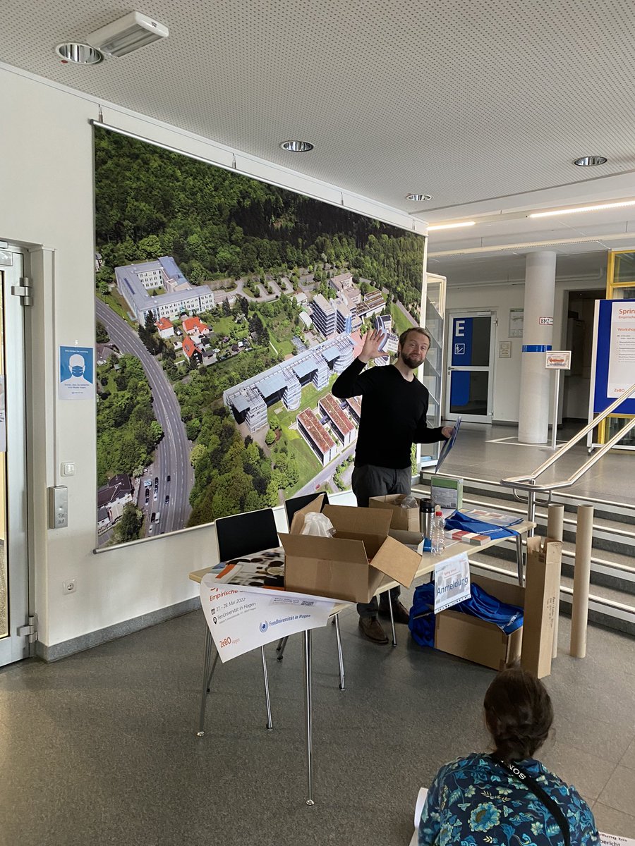 juliaschuetz_hh's tweet image. Wir sind fast bereit - in der Weltstadt #Hagen✌🏻#Springschool2022 @zebohagen @fernunihagen @Nrbrnr1