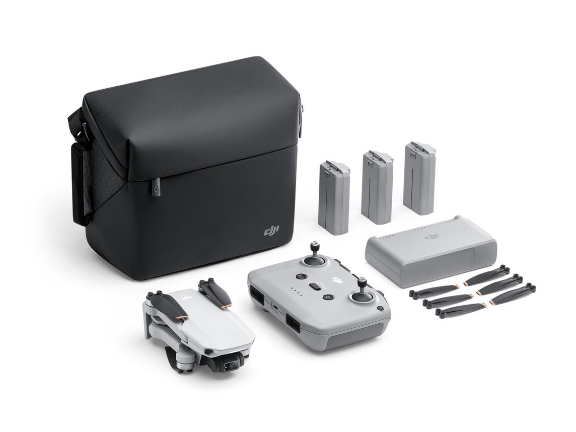 GBStore_Cm's tweet photo. Fourni avec 3 batteries et un jeu d’hélices supplémentaires, le #drone DJI Mavic mini 2 en pack #flymorecombo sera votre compagnon idéal de #voyage. Actuellement disponible en rayon. 🔥🔥🔥

💰 FCFA 450,000
☎️ 694566452 / 670638023
📍 Douala, Akwa. Face magasin Orca. https://t.co/5PJFBpYEYq