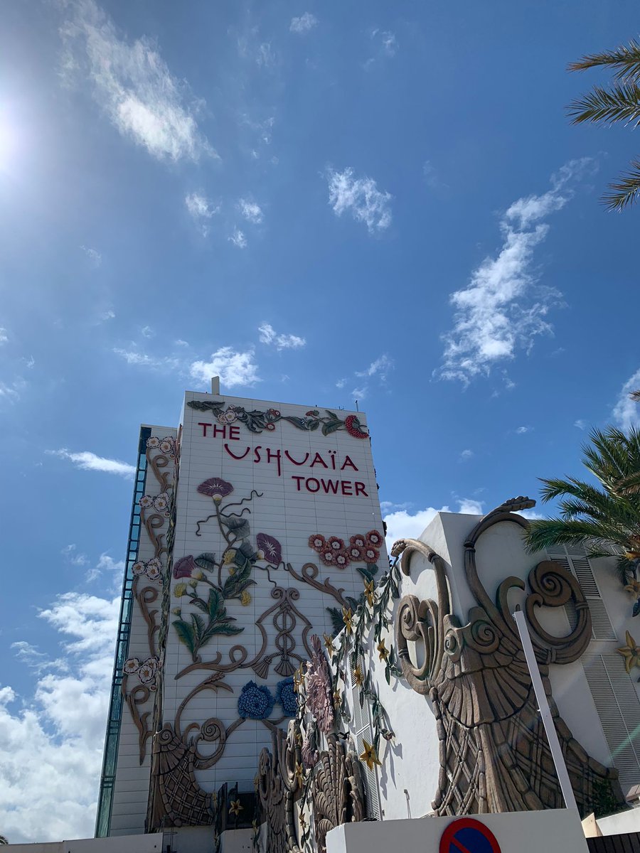 we_theGarage's tweet photo. Los viajes de prensa han vuelto con fuerza, ¡por fin! Estos días tenemos de enviada especial a Ibiza a @PaulaAndres95, que está acompañando a un grupo de periodistas a los hoteles Ushuaïa y Hard Rock, de nuestro cliente @PalladiumHG. https://t.co/IXznVb7lFz