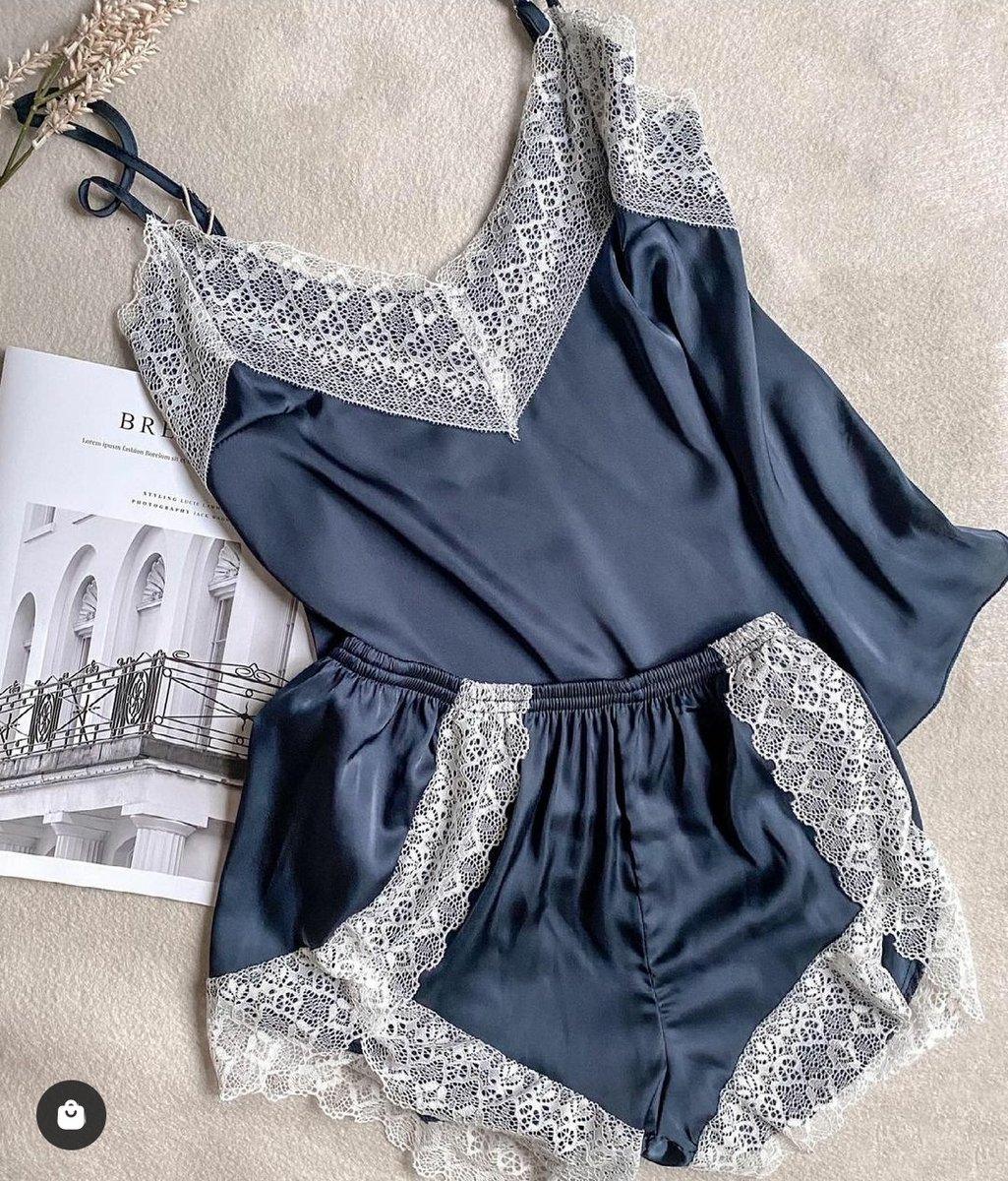 kate_lingerie's tweet photo. Hello🤗🤗
Nuisette disponible 

Taille : S, M L et Xl
💰6500xaf
📍 Douala
Livraison/expédition au frais du client
https://t.co/YR9J6syTC2 

Rts appréciés 🙏

Bon début de weekend à tous 💕💕 https://t.co/NaRLOIsVSR