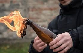 ilatif's tweet image. Don't worry - no one can do it better than #islamabadBurning #Firebombers
