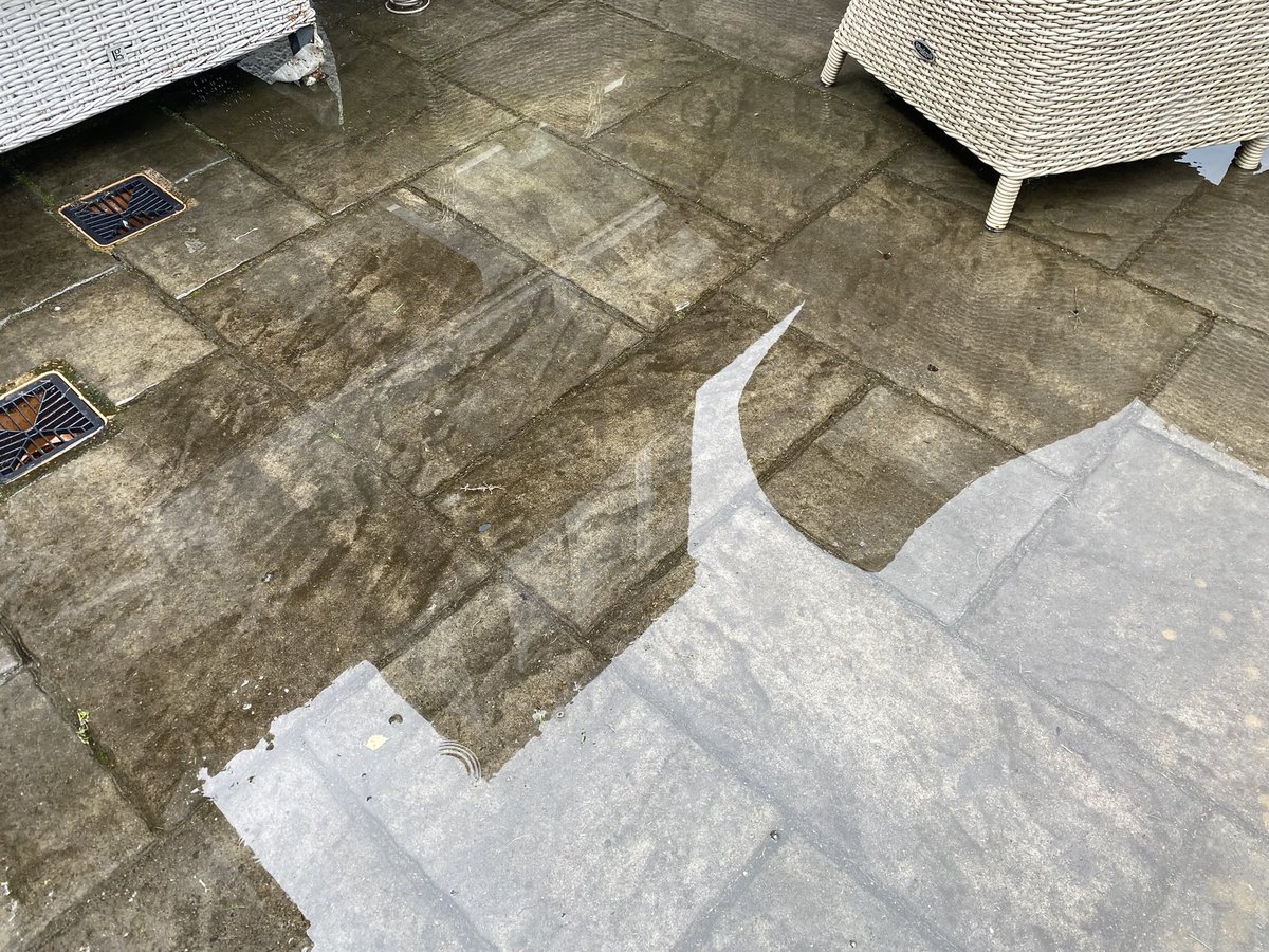GKWilsonGardens's tweet photo. Patio or paddling pool? #expertwitnes #landscapingexpert #gardenissues #landscapingissues #landscapingexpertwitness https://t.co/hNa5Yi98uK