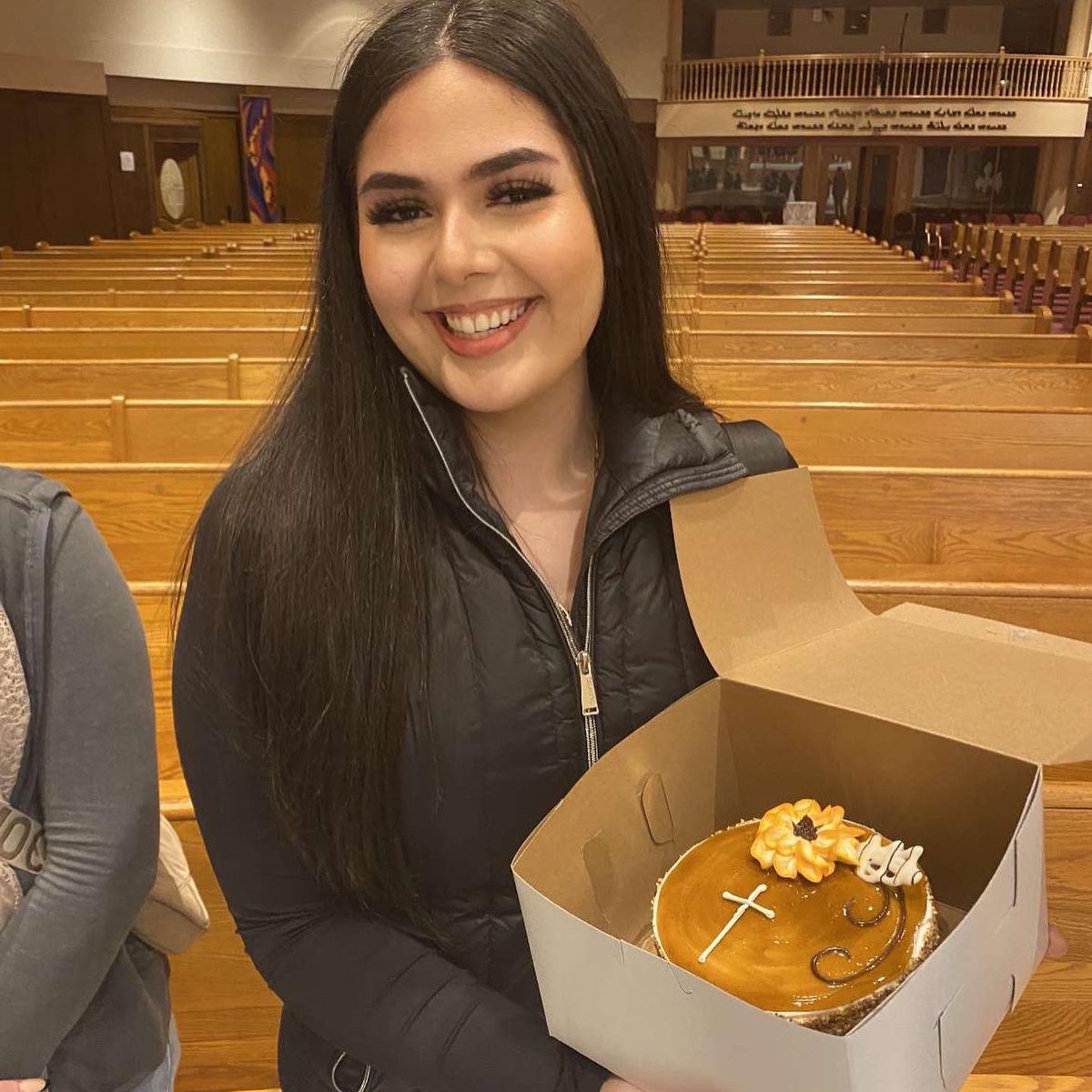MarAndrious's tweet photo. Last week, Shamasha Emanual and Bible Study Lead Appy went over the structure, symbolism and meaning behind raza. 

The Youth also wished our beloved youth member Maryam, safe travels as she will join head to AZ to pursuit her education and join sister youth, Mar Patros AZ https://t.co/JClkbsil9B