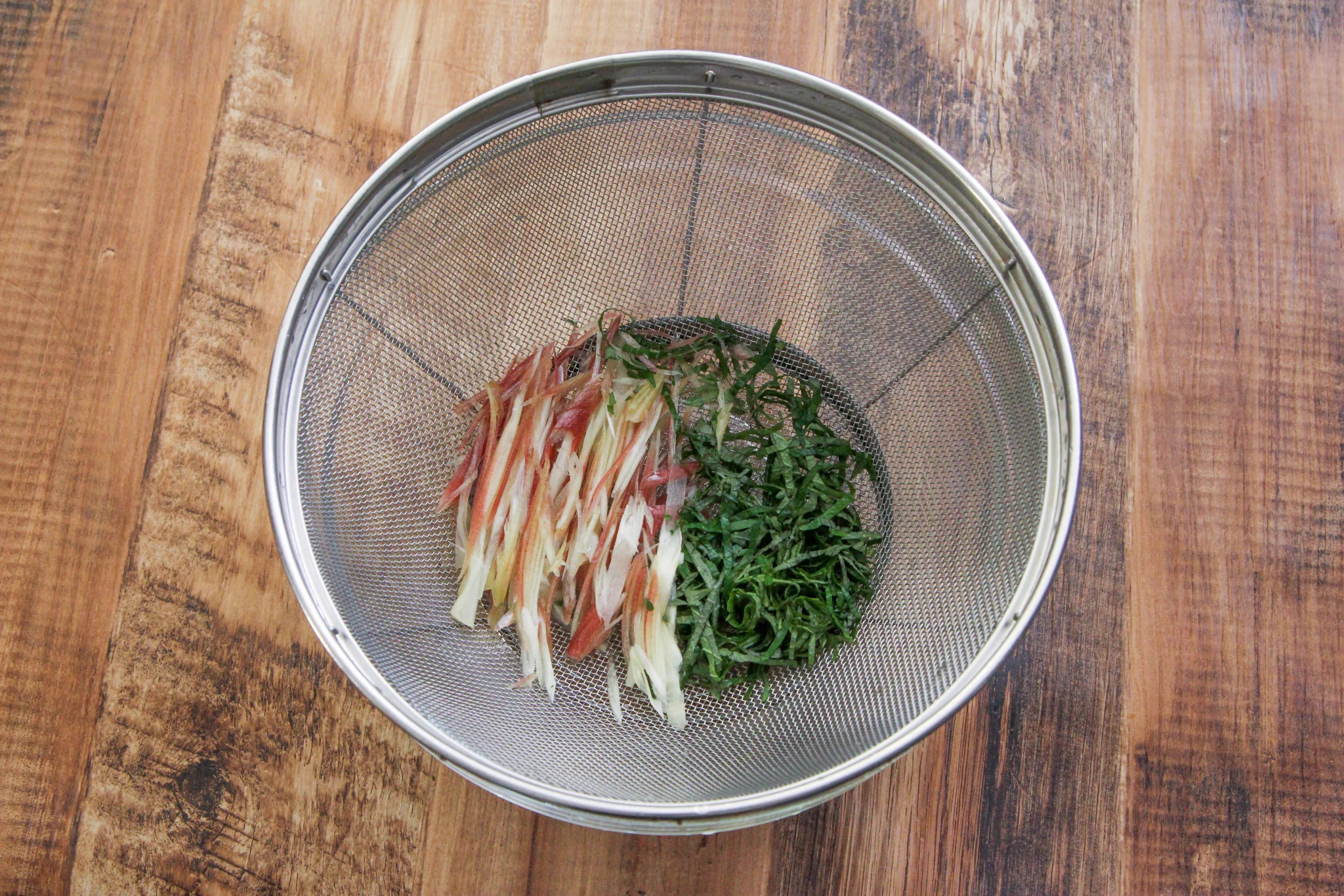 薬味&梅干しでするするいけちゃう？！暑い季節にぴったりそうな「素麺」レシピ！