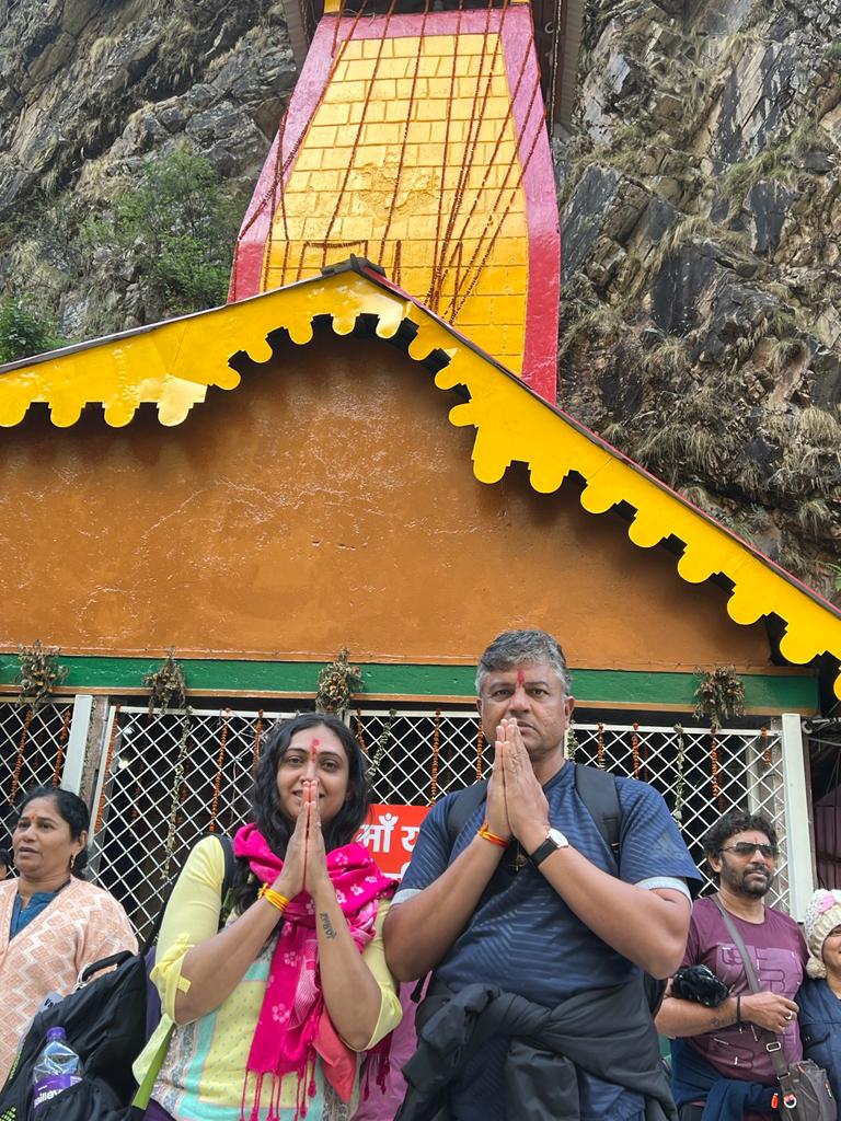 ramesh_ukani's tweet photo. માં #યમનોત્રી દર્શન.
#maayamnotri 
#yamnotridham 
#utterakhand https://t.co/oU62qPezlR