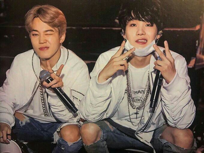 BTS_Family_ua's tweet photo. Яку рису характеру мемберів БТС ви хотіли б запозичити?
#BTS #Ukraine #armyukraine #ProofOfInspiration https://t.co/0YyG8dLb43