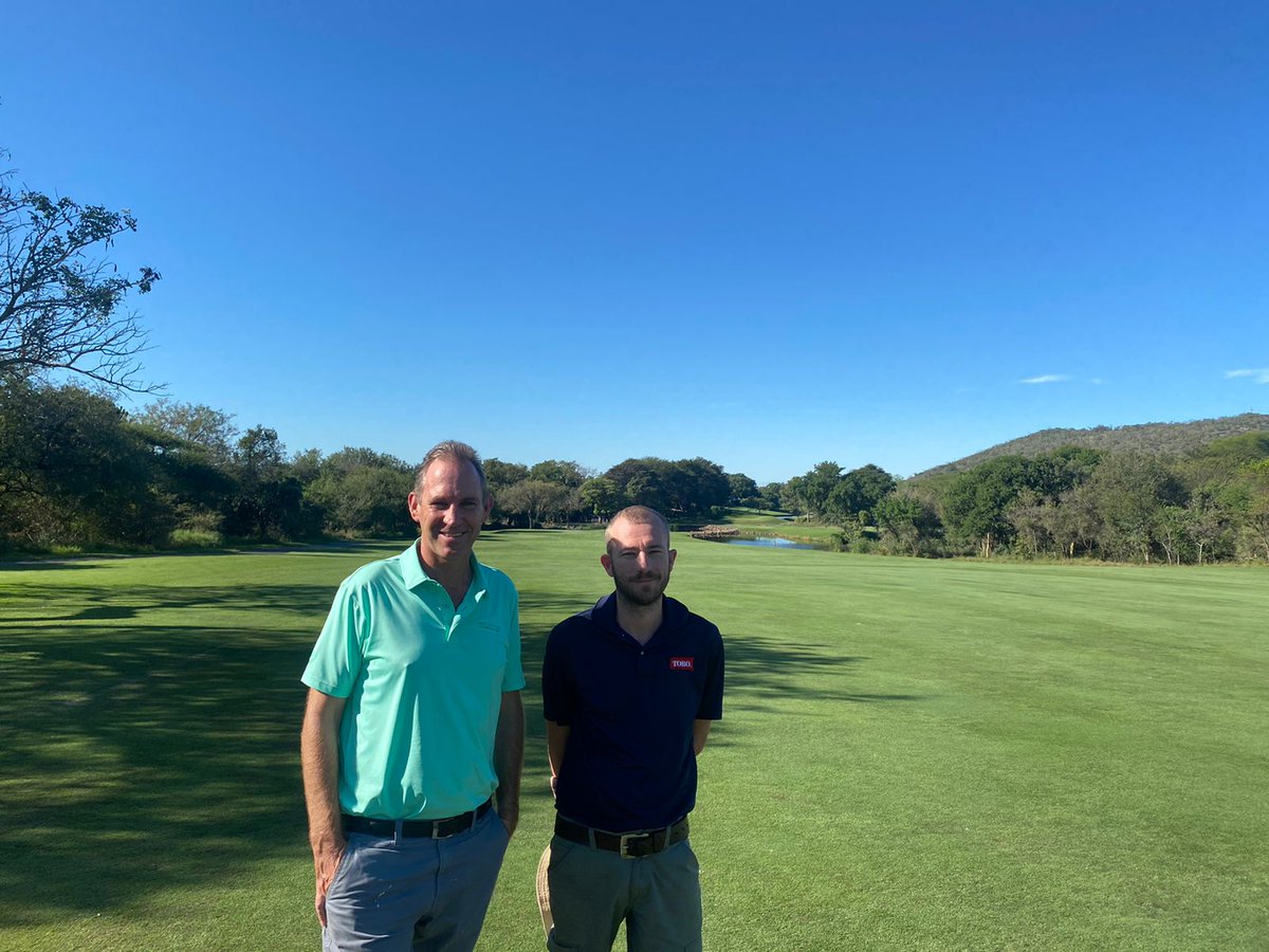 SyngentaTurfSA's tweet photo. Leopard Creek feeling the benefits of #PrimoMaxx 
Beautiful tight fairways since 1997. First Kikuyu and now Bermuda.
#SouthAfrica #TalkingTurf https://t.co/H9evGph66a