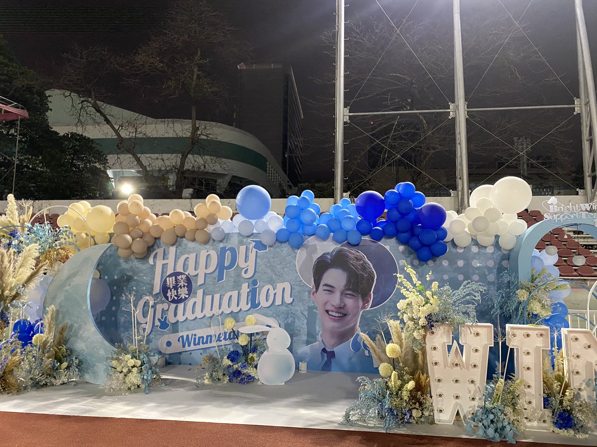 sentimental789's tweet photo. #WINCongratsGradParty #winmetawin #WinGraduationDay 
Contact us for decoration 
Instagram@ sentimentalstudio https://t.co/KkQTCvgKv1