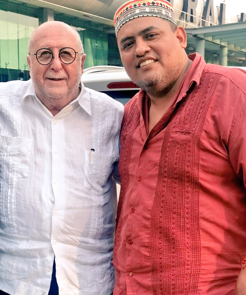 Un gusto enorme coincidir y dialogar ampliamente con el Economista, Moises Amselem Elbaz, presidente de la Asociación Judía Marroquí de México, excelente persona pero mejor amigo y hermano!
