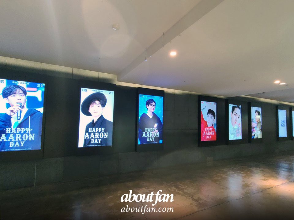 AboutfanO's tweet photo. 📣NUEST ARON Birthday ads
✔︎ Date : 22. 05. 22
✔︎ Ads Product : Sinchon Hyundai U-PLEX ads
#NUEST #뉴이스트 #ニューイースト
#アロン #아론 #ARON #郭英敏
#NUESTARON #뉴이스트아론
#HappyAARONDay
🏠 https://t.co/Oau1zjIj45
🗨 https://t.co/8RdujN7ssY
📱 https://t.co/vkFv7FBwd1 https://t.co/RdFyH1UTcK