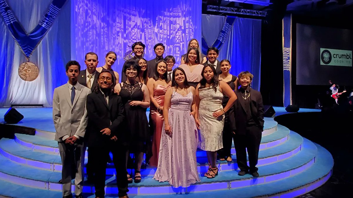 kearnsLIA's tweet photo. Congratulations E2S Youth Council on your Best of State Award! #mykearns https://t.co/7jP769n6nu