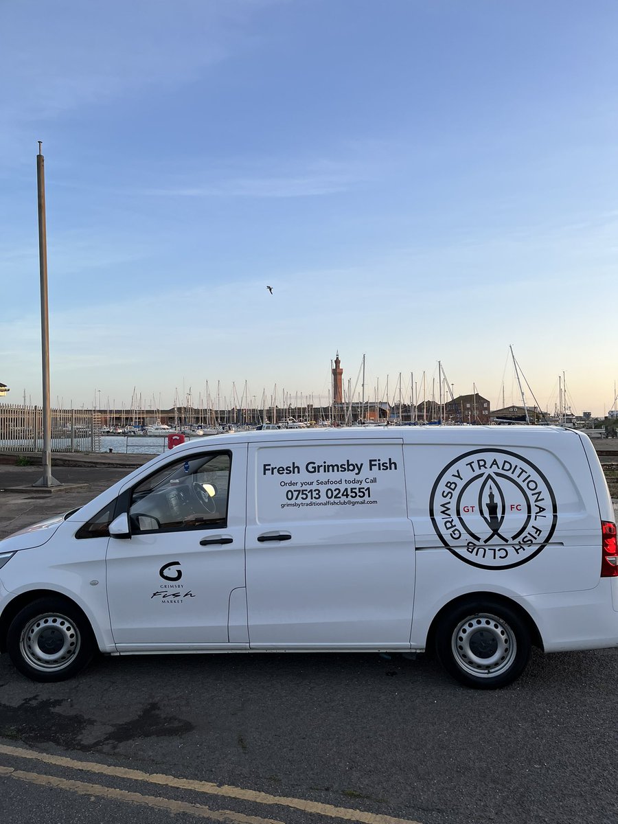 Beautiful morning on the quayside today ☀️. All stocked up and on our way to Derby for our Friday market 🐟  #seafood #derby #grimsbyfish #LincsConnect