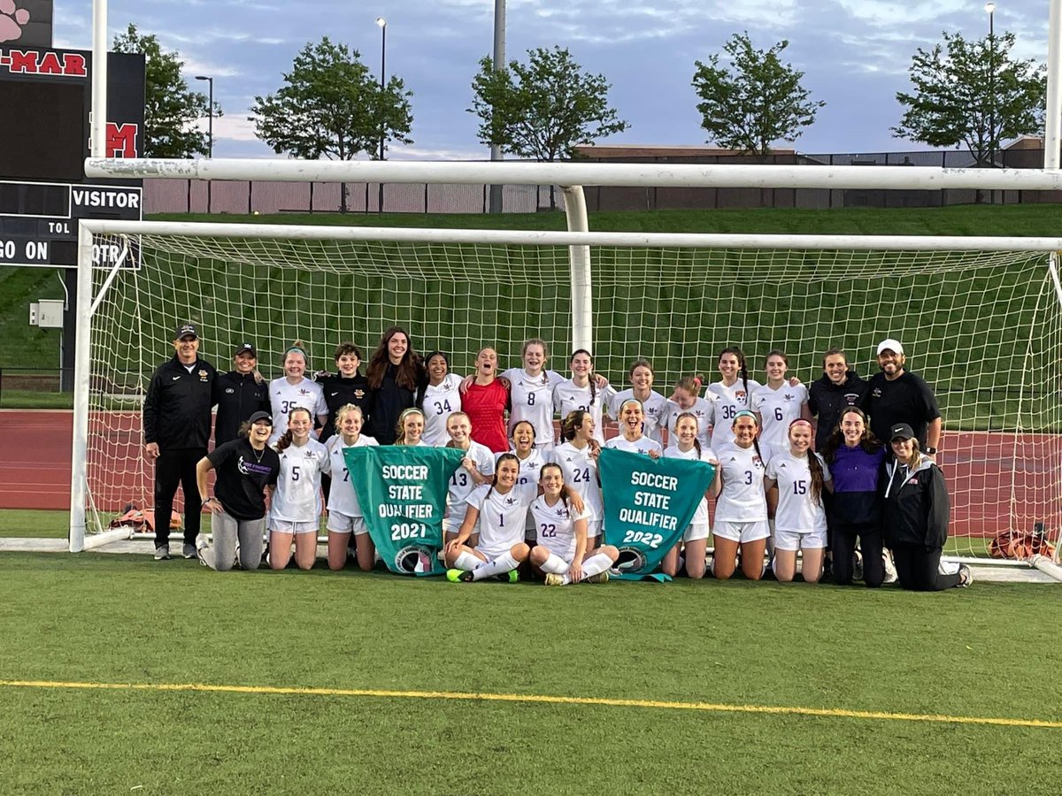💜What a game. What a battle.💜

You made school history ladies…

PROUD👏🏽👏🏽👏🏽

State bound. 

VAMOS‼️‼️‼️‼️