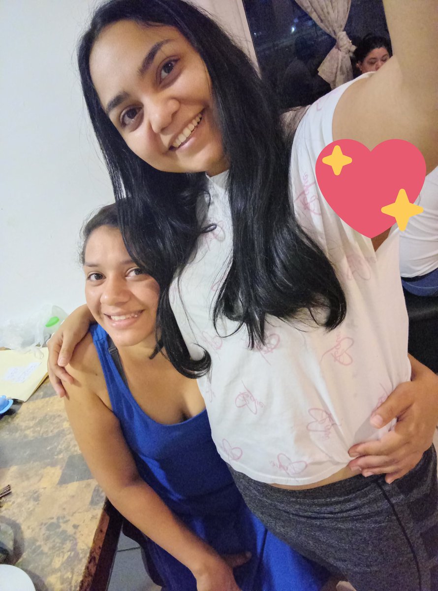 genim19's tweet photo. Prima hermosa de mi corazón ❤️🥰 
♥️♥️♥️🥰🥰❣️ https://t.co/pT2TWLLe7v
