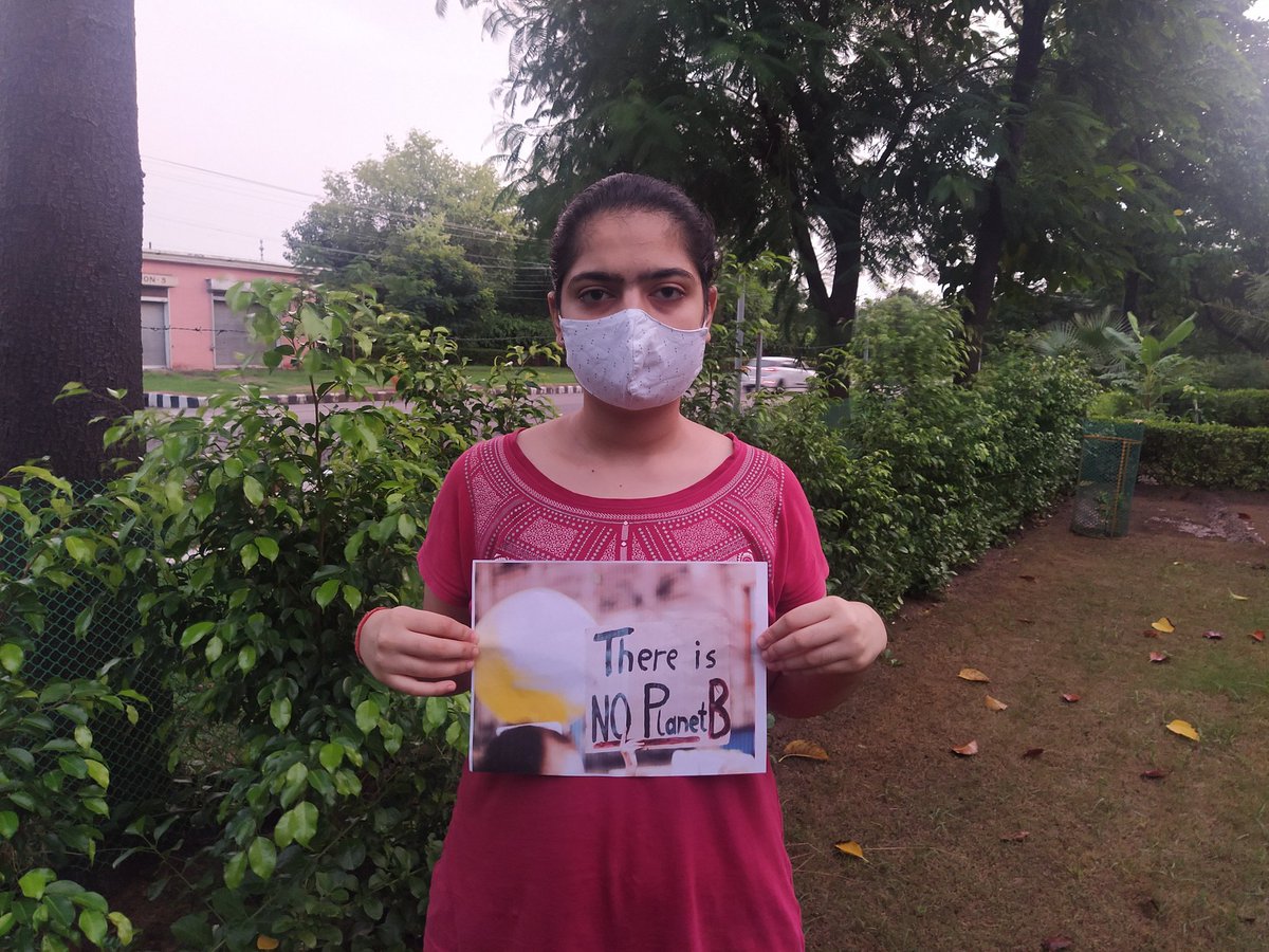 FFFPunjab's tweet photo. #GlobalClimateStrike by @KambojAnanya, @KambojAahana &amp; @GryllsMaitreya in #Punjab.

#FightFor1Point5 #FridaysForFuture
#SchoolStrike4Climate #UprootTheSystem

@GretaThunberg @vanessa_vash @Farah_mkma @sophiamathur @CevikusHB @AnHourForNature @ap4ca @Fridays4FutureU @NeelkamalTOI https://t.co/nPAm12XouX
