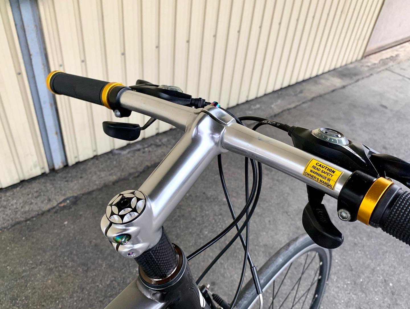 基本分解発送送料無料！近県の方完成車直接配送等ご相談ください！GIOS