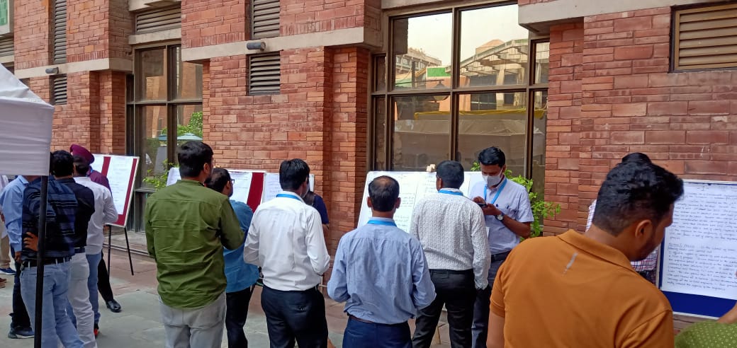 swachhbharat's tweet photo. Day 2 of National Rapid Action Learning workshop on #GreywaterManagement begins with Hunting and Gathering session.
@PMOIndia @narendramodi @gssjodhpur @prahladspatel @Bishweswar_Tudu @mahajan_vini @ArunBaroka @mygovindia @OfficeOfGSS @pspoffice @mopr_goi @MoRD_GOI @MIB_India https://t.co/D7GhLsKaen